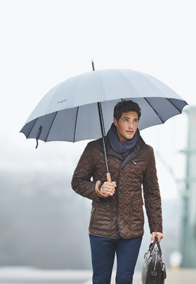 BUG_39L_ImageCoupleCasual_02-166_V1